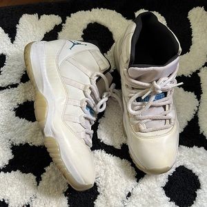 Air Jordan 11